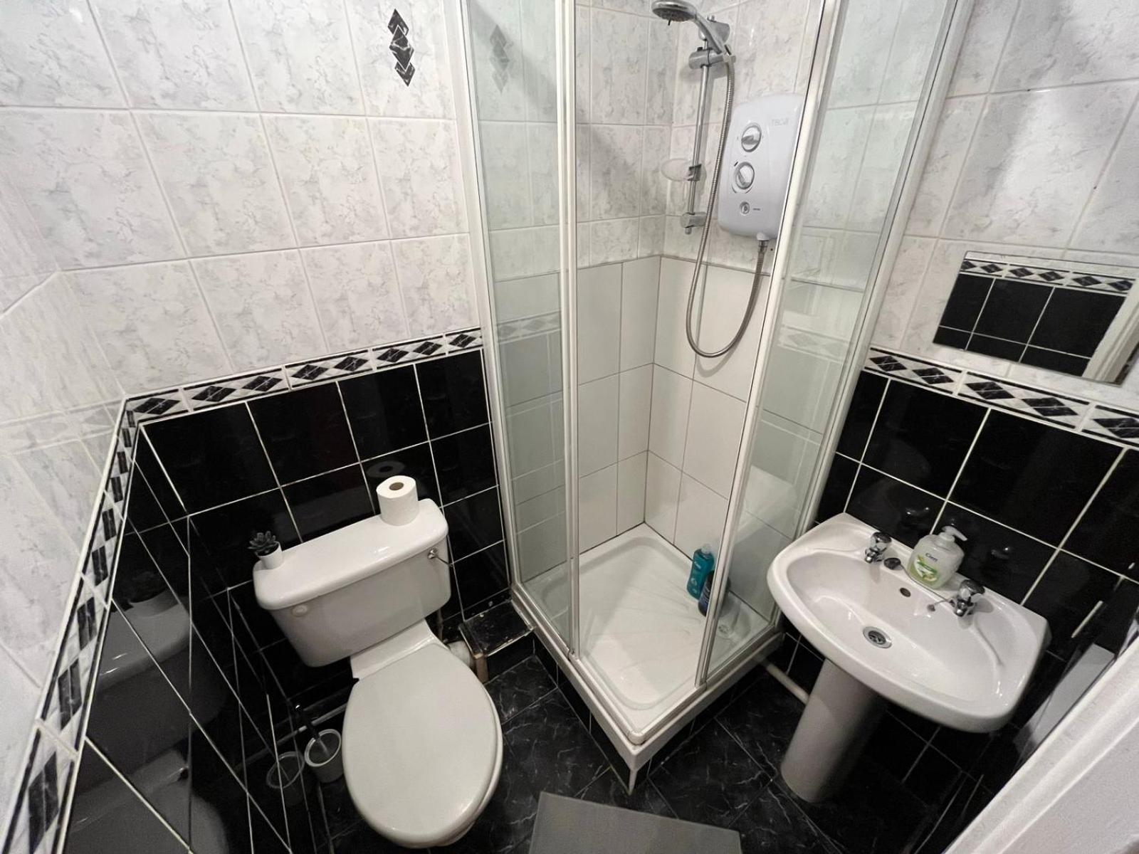 Bed and Breakfast Cama Doble Con Bano Privado D24 Дублін Екстер'єр фото
